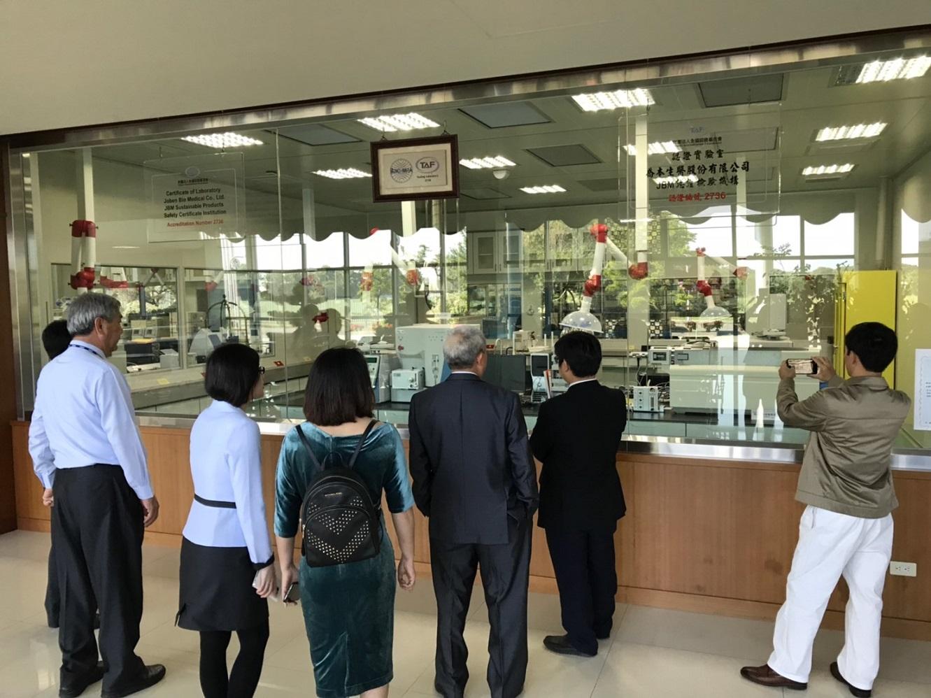 WELCOME VIETNAM AGRICULTURAL GENETICS INSTITUTE (A